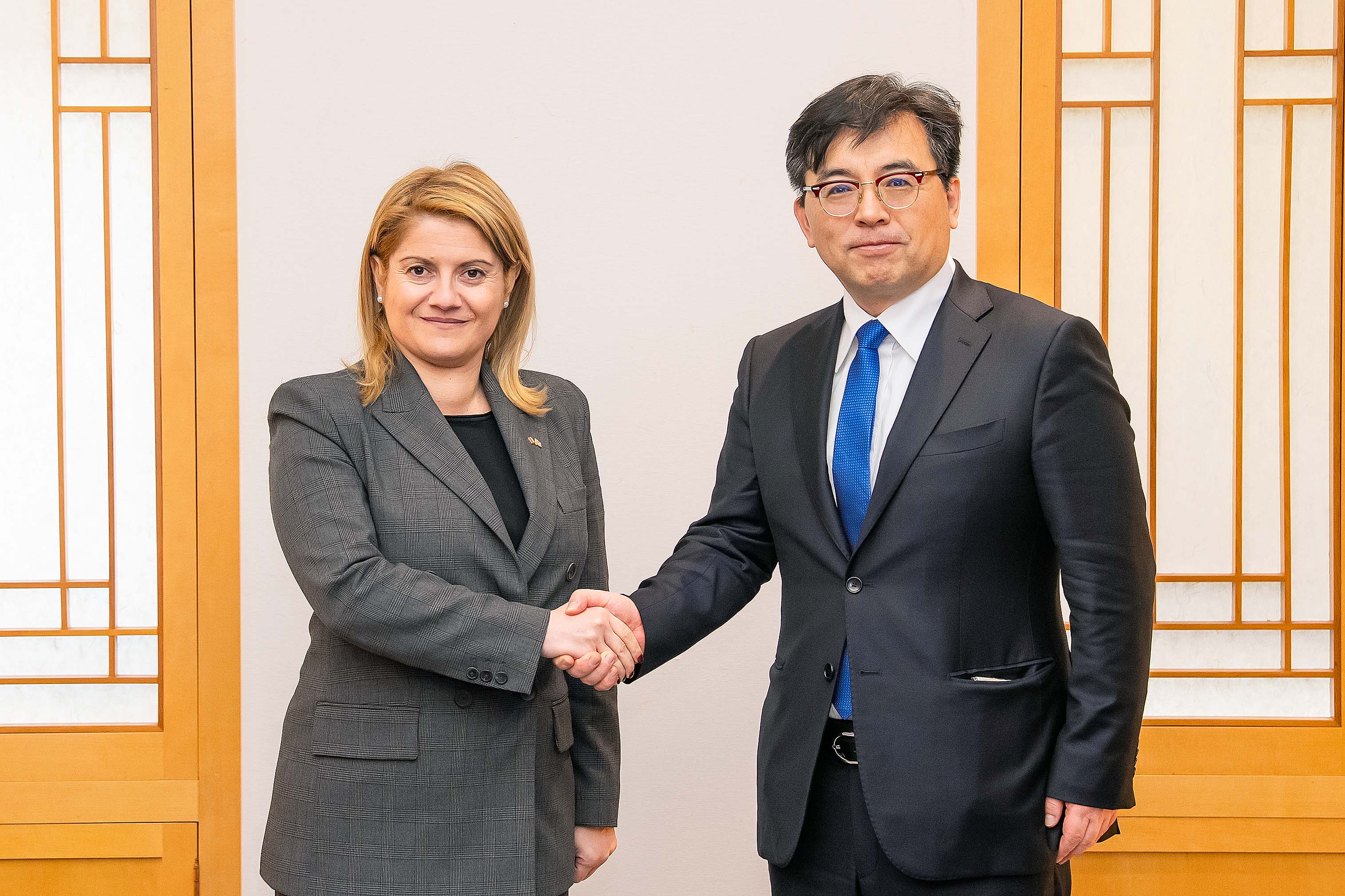 Deputy Minister for Trade Meets with Italy’s Undersecretary of State for Foreign Affairs and International Cooperation