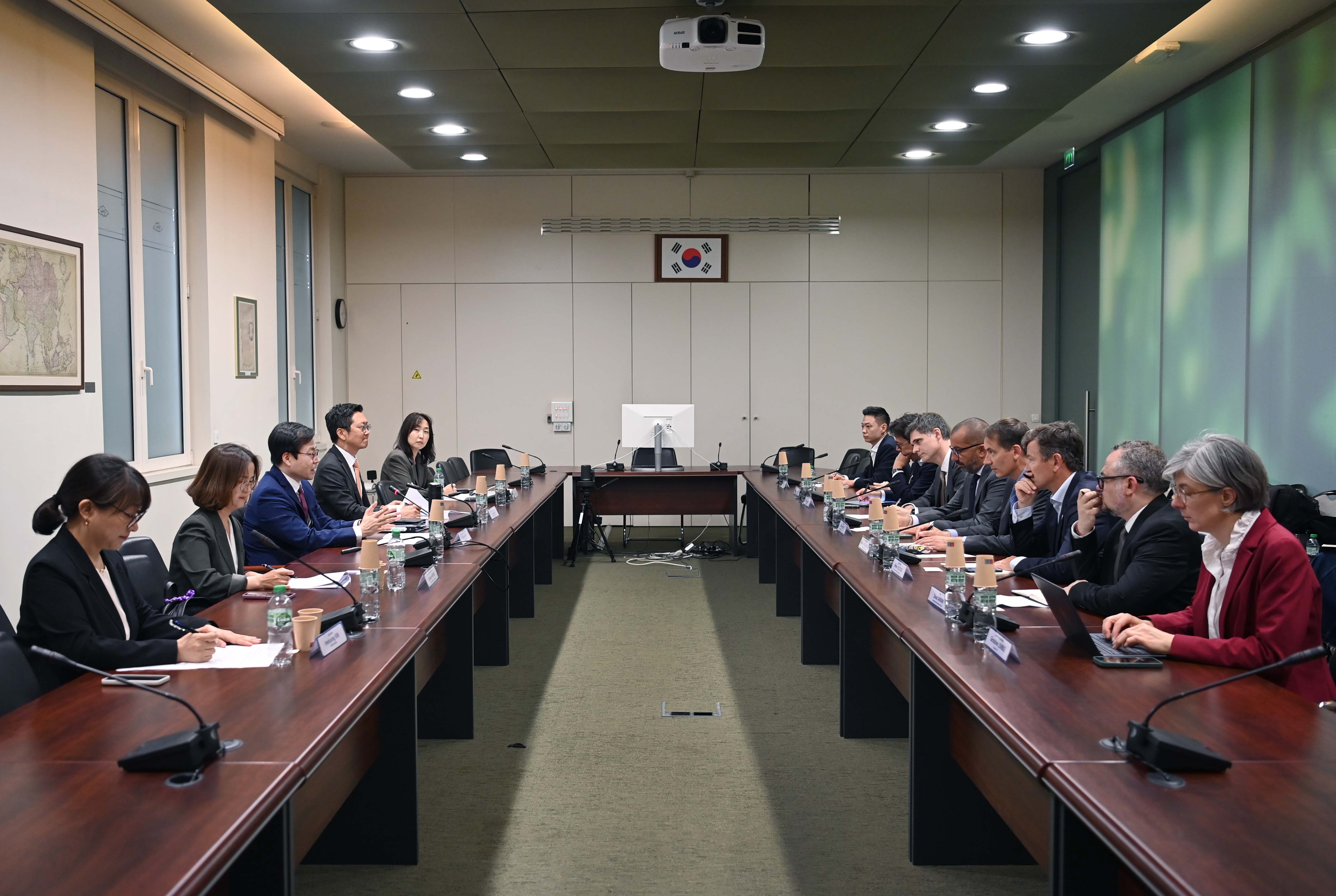 Meeting with French Companies Operating in Korea