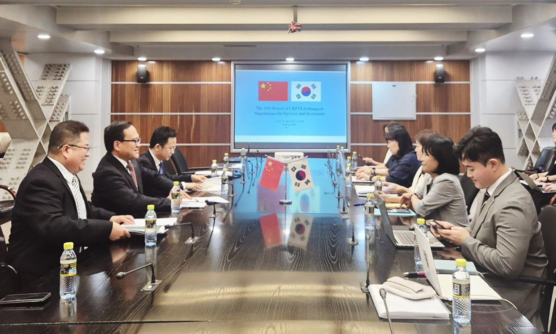 Korea and China Hold 16th Round of FTA Follow-up Negotiations on Services and Investment_1