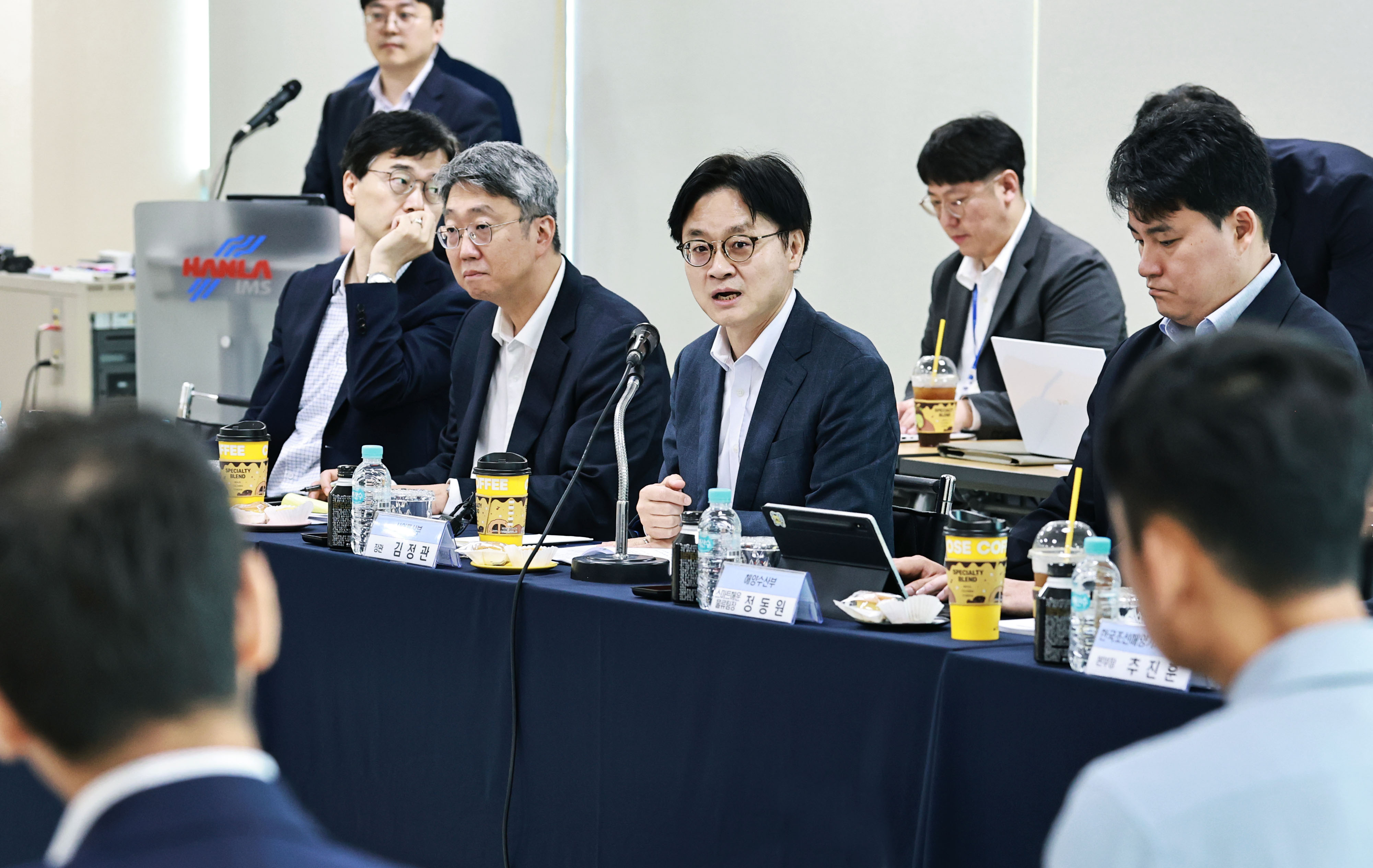Roundtable with Shipbuilding Equipment Suppliers and Small and Medium-Sized Shipbuilders_1