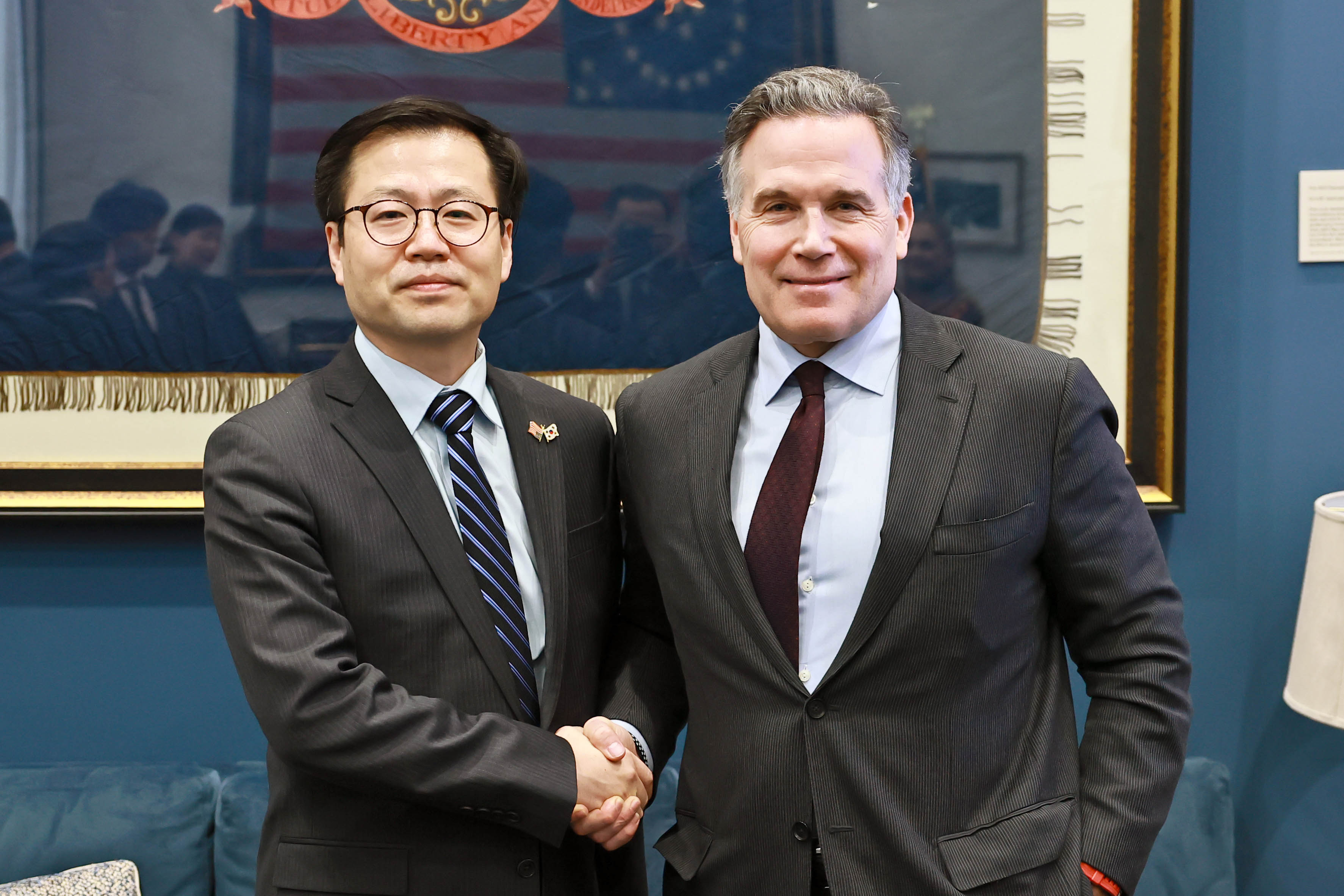 Trade Minister Meets with U.S. Senator Dave McCormick_1