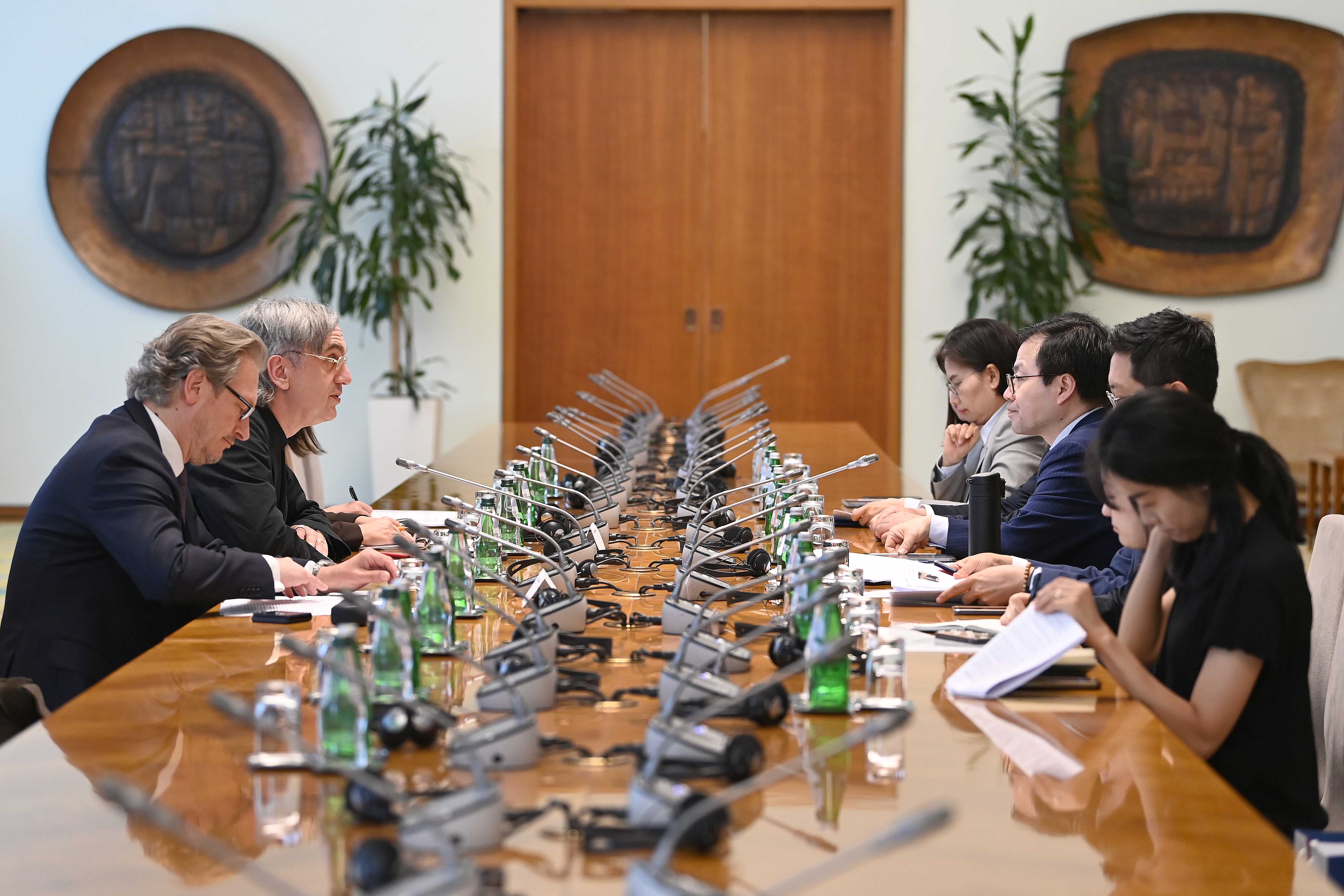 Meeting with Serbian Chamber of Commerce President Marko Čadež_1
